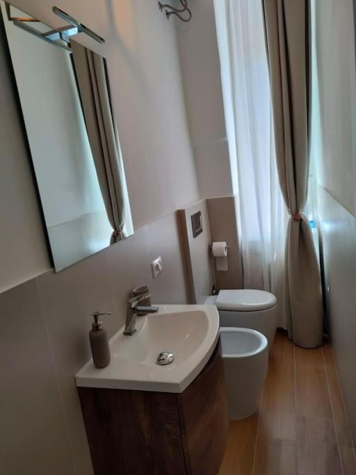 Beautiful Suite Near Metro Turin Exterior photo